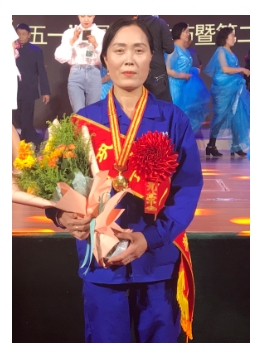 20年匠心守護(hù) | 牛艷麗：用雙手托起千萬(wàn)家的幸福，以真心書(shū)寫(xiě)家政人的芳華~